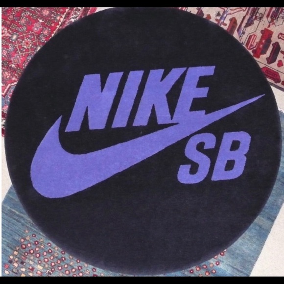 Meet your Posher, Rob - Picture 1 of 1